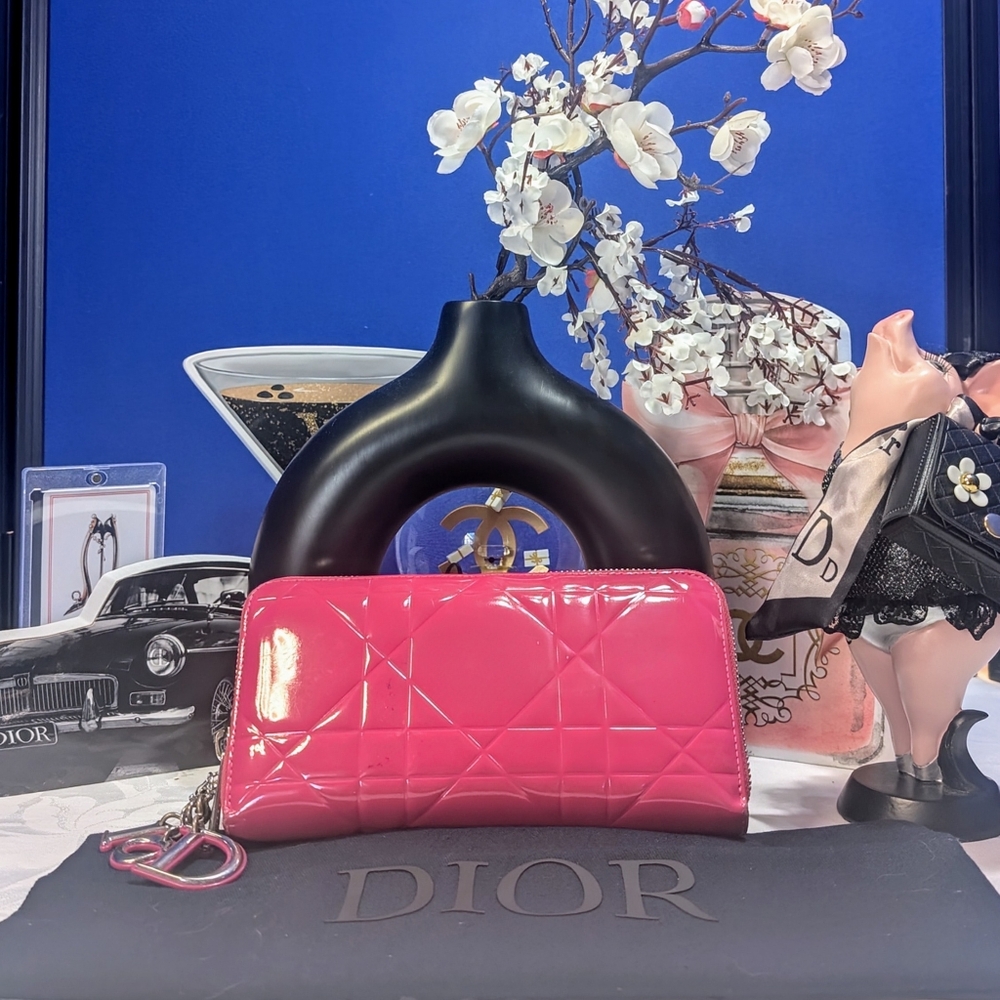 CHRISTIAN DIOR Cannage Patent Leather Zippy Long Wallet - EUC